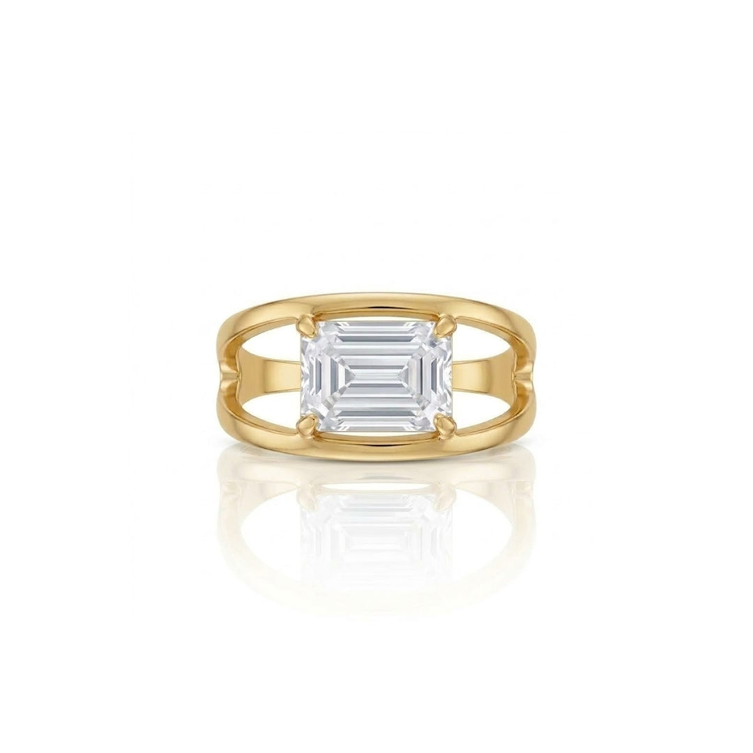 Kendall Ring - gold cushion cut set in a split band